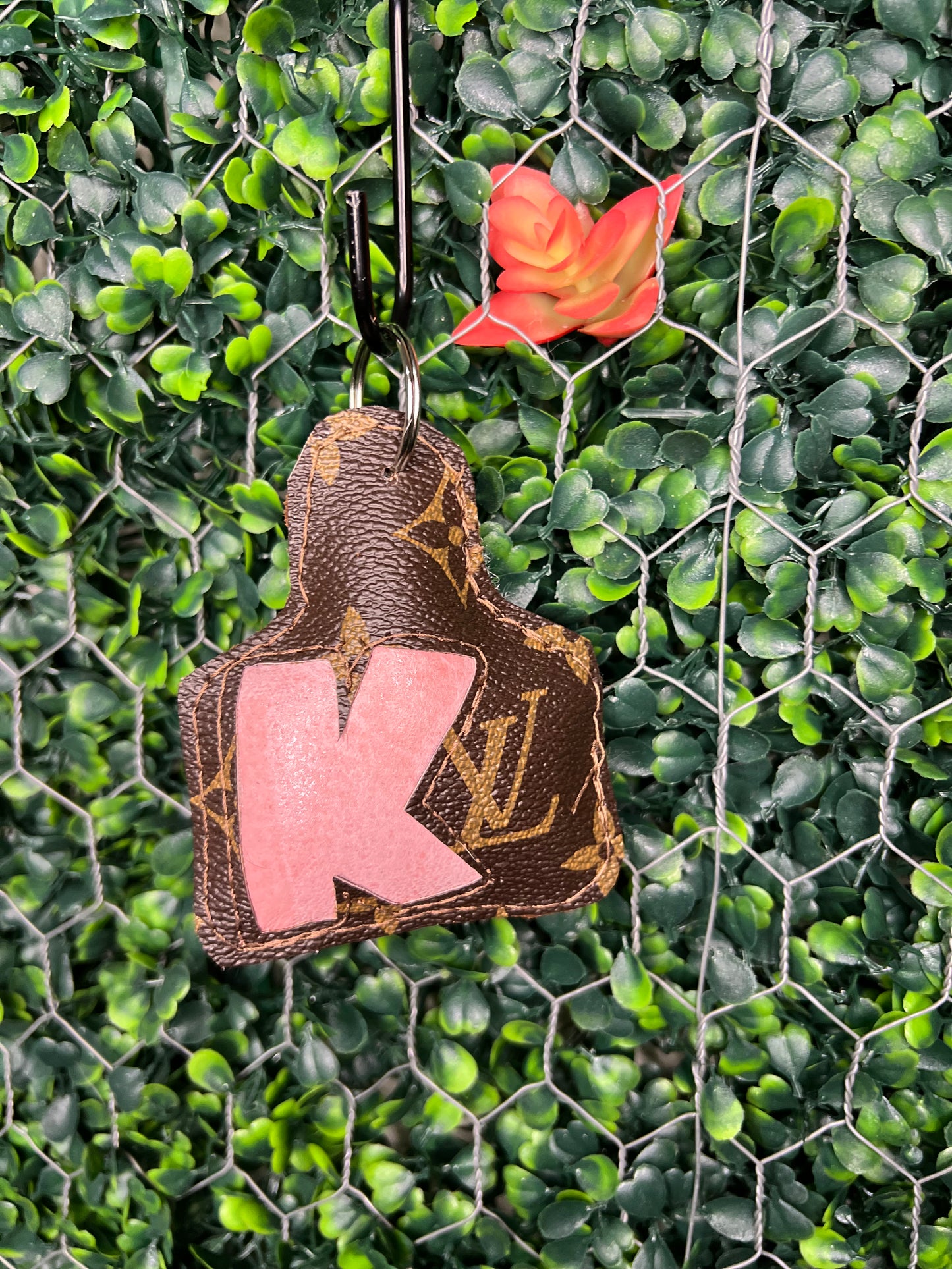 Initial Keychain
