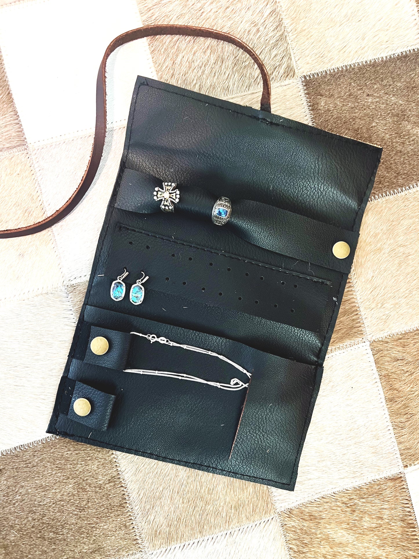 Embossed Jewlry Holder